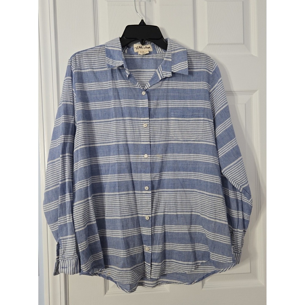 Lilis Closet Womans Long Sleeve Size Large Shirt Blue & White.‎